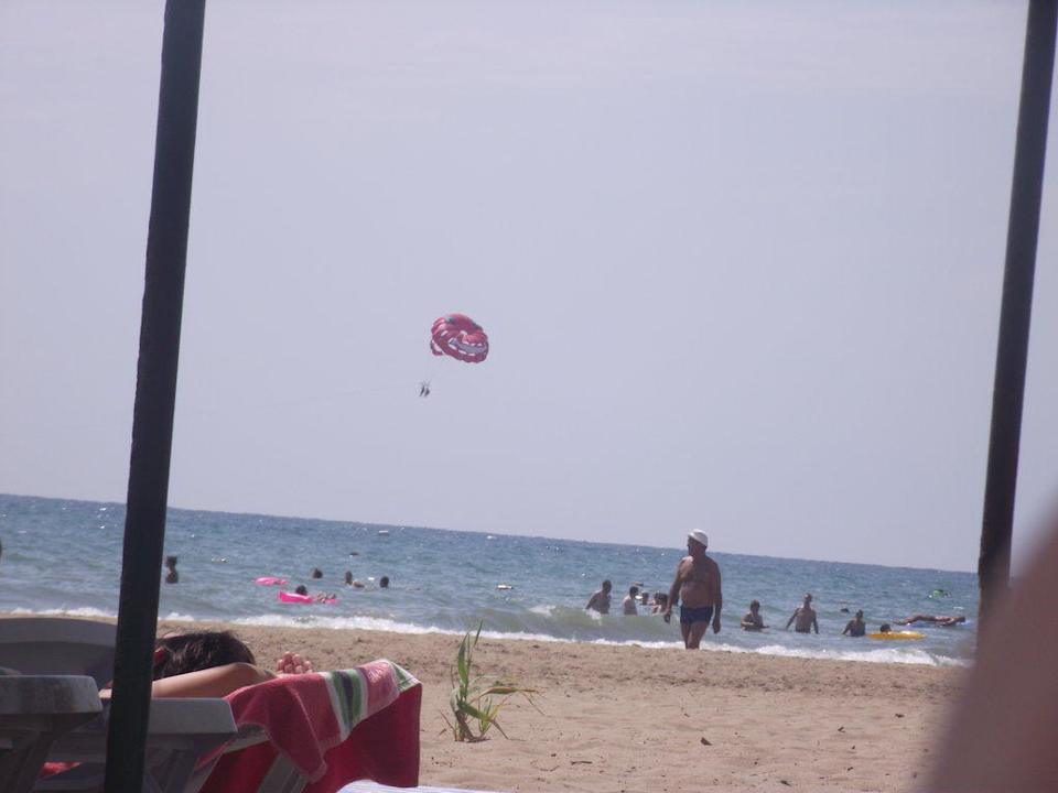 Strand Side Royal Paradise Hotel