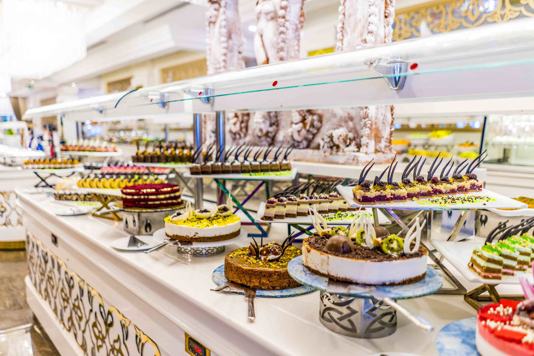 Gastro Side Royal Palace Hotel & Spa