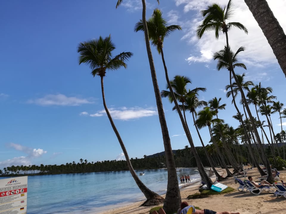 Strand Wyndham Alltra Samana