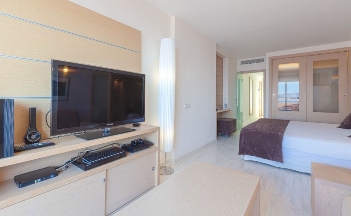 Zimmer Sirenis Seaview Country Club