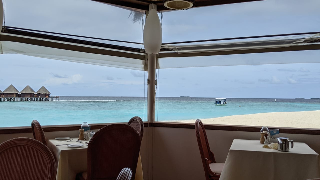 Gastro Thulhagiri Island Resort