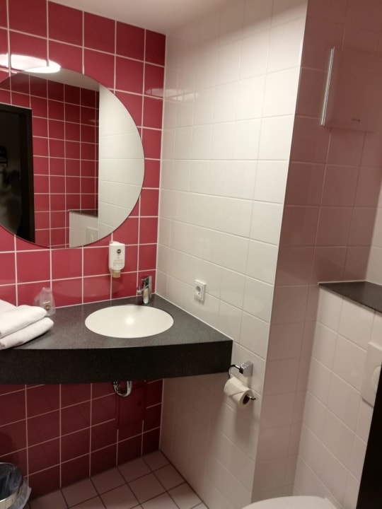 Zimmer B&B Hotel Heidelberg