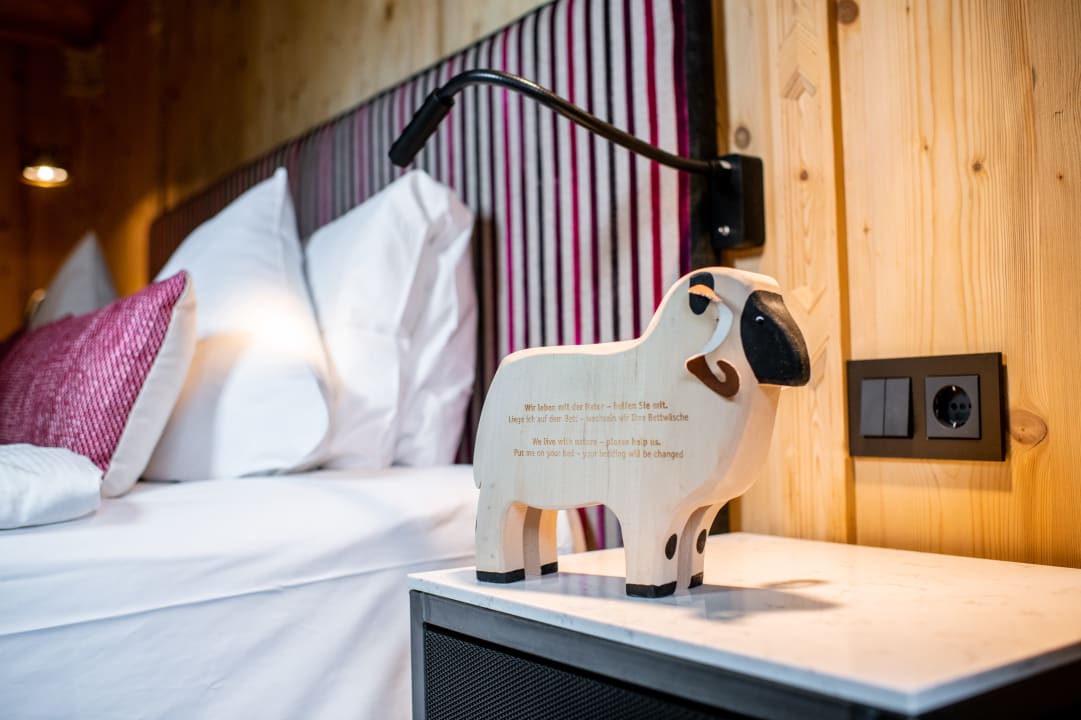 Zimmer Tradition Julen Hotel