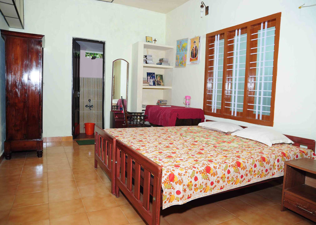 Master Bedroom Kuttickattil Gardens Homestay
