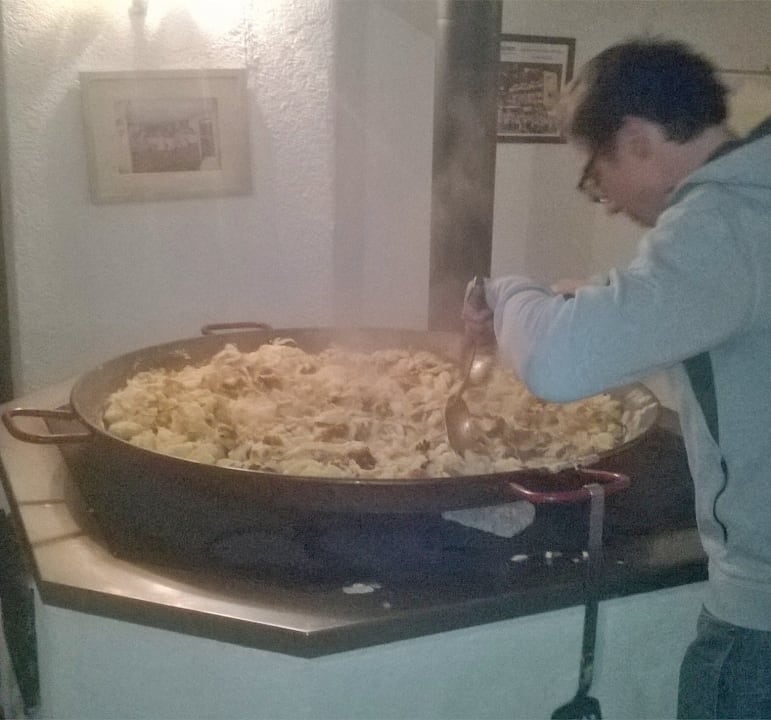 Der Kaiserschmarrn in der Riesenpfanne Hotel zum Hirschen