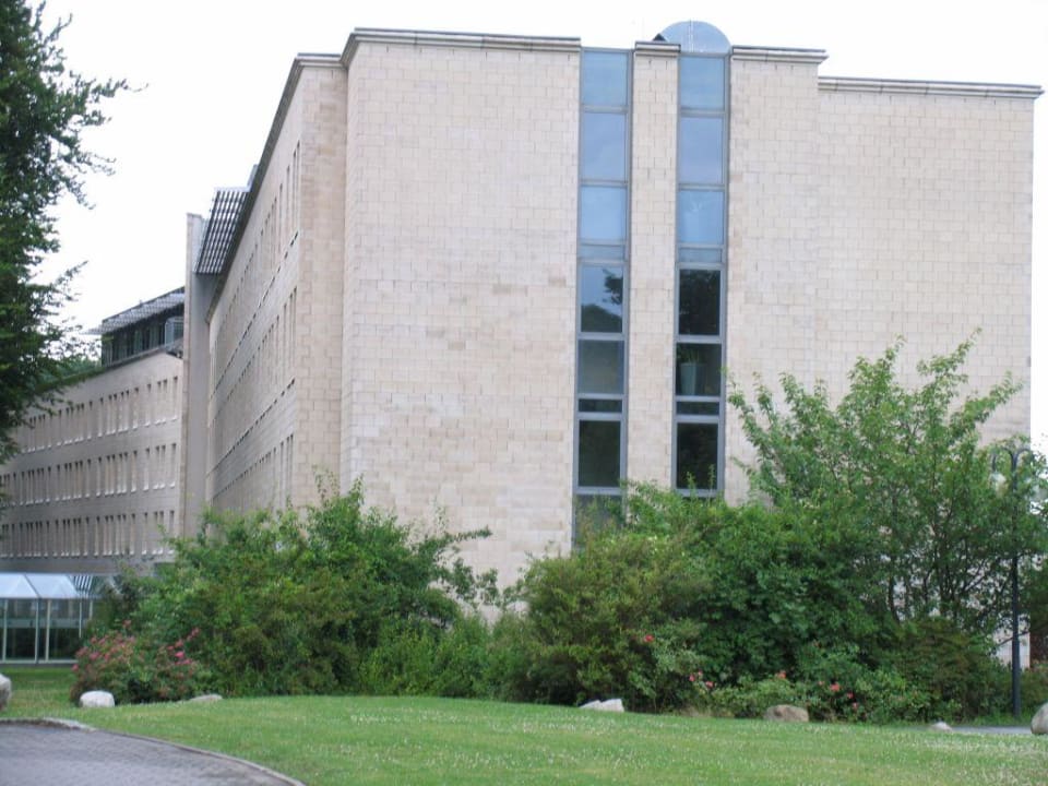 Seiten- / Rückansicht Vienna House Easy Bad Oeynhausen