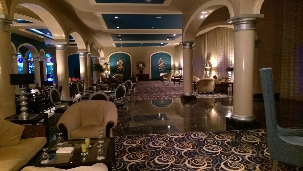 Lobbybar JAZ Aquamarine Resort