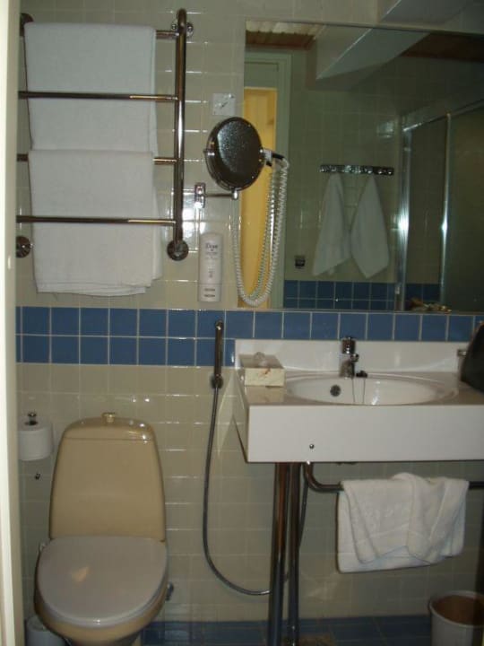 Badezimmer Hotel Scandic Grand Marina