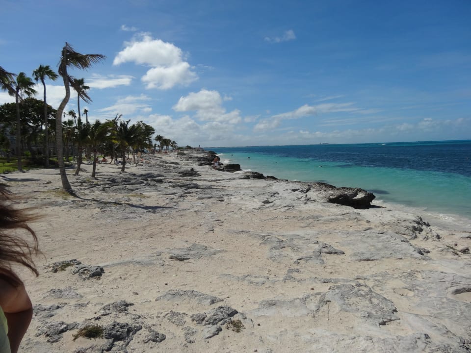 Strand und auch Ausblick wenn man Frühstückt! Hotel Riu Palace Peninsula
