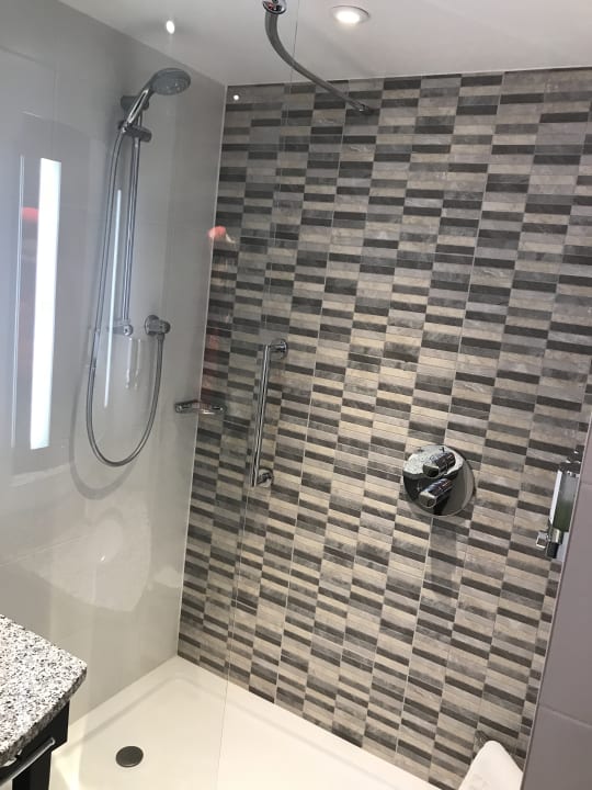 Zimmer Hampton By Hilton London Stansted Airport