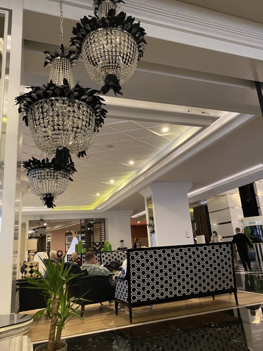 Lobby Hotel Delphin Imperial