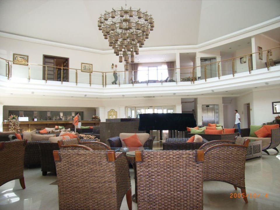 Lobby Crystal Paraiso Aqua Collection