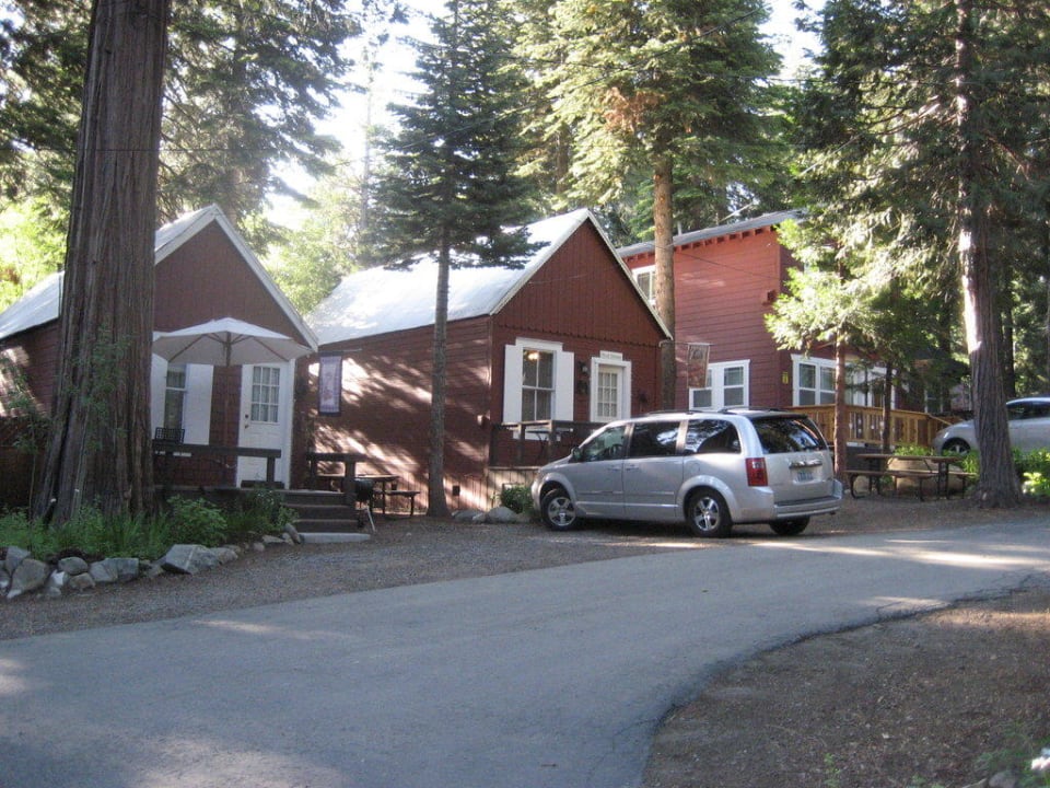 Blick auf die Häuser Hotel Tahoma Meadows B&B