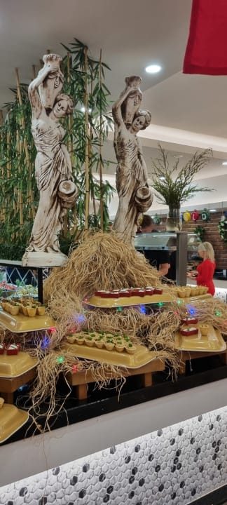 Gastro Dream World Palace Hotel