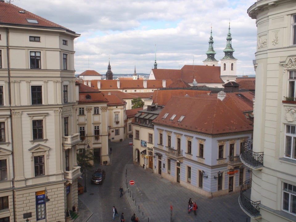 Perspectiva desde habitación-calle de Brno Barceló Brno Palace