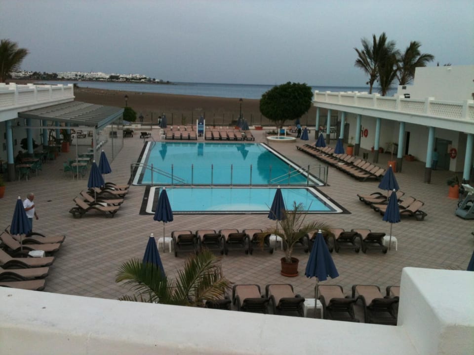 Poolansicht von der Lobby aus Hotel Las Costas