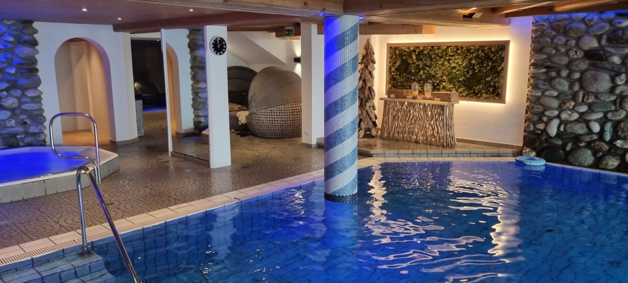 Pool Hotel AlpenSchlössl