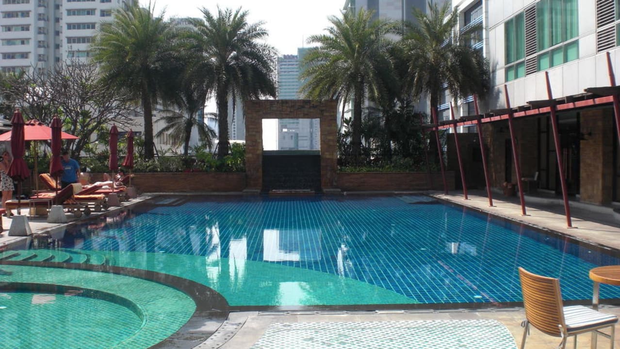 Pool Hotel Ascott Bangkok Sathorn