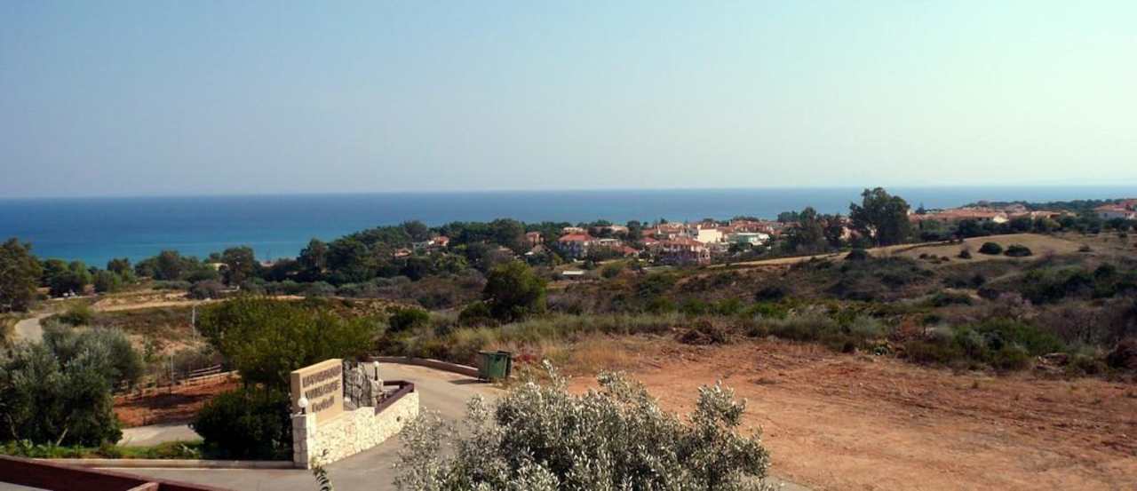 Blick auf Skala vom Balkon Hotel Livadakia Village