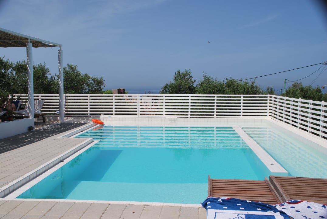 Mit Aussicht über Maleme und Meer Villa Bamboo