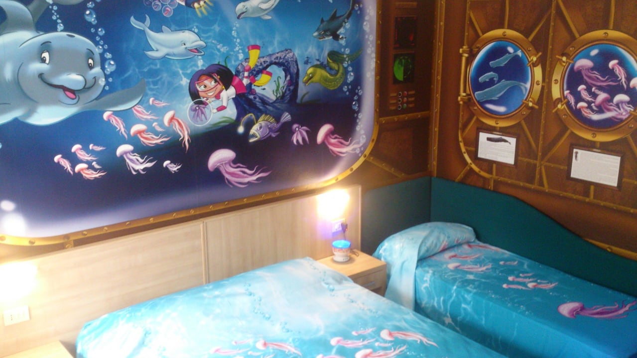 2 Camera a tema Esplorotti ambientazione marina Hotel Bahamas