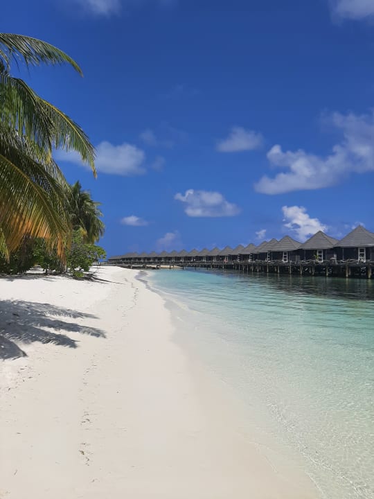 Strand Kuredu Island Resort & Spa