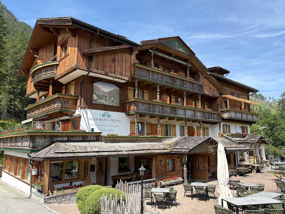 Außenansicht Aqua Bad Cortina - BIOhotel & Thermal Baths