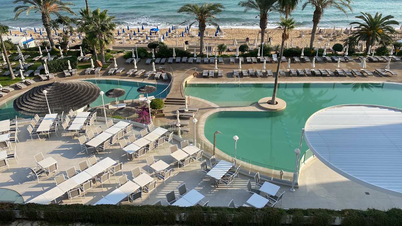 Pool Hotel Sunrise Beach