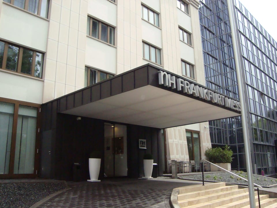 Außenansicht Hotel NH Frankfurt Messe