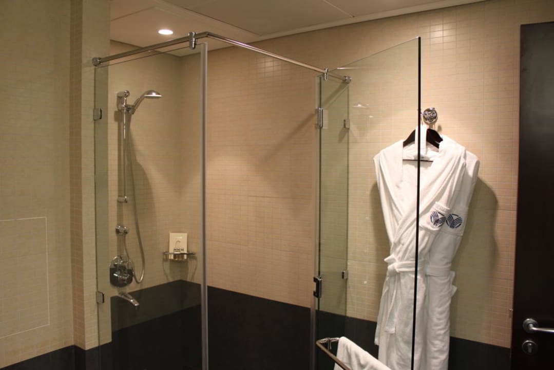 Badezimmer  Rose Rayhaan by Rotana