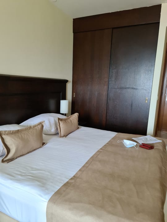 Zimmer Blue Waves Resort