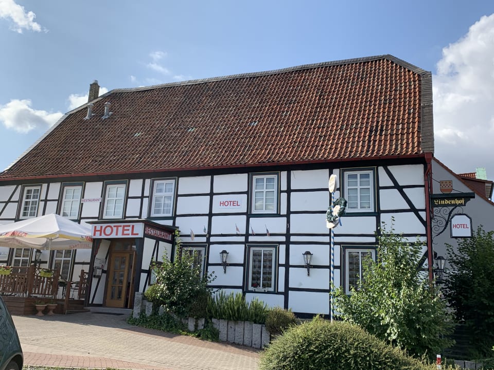 Außenansicht Hotel Lindenhof