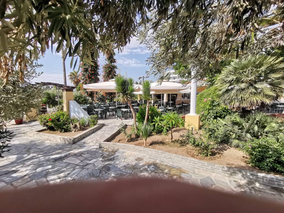 Gartenanlage Atlantis Hotel