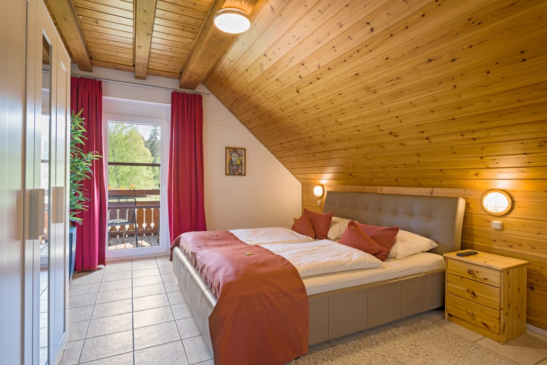 Zimmer Hotel Schöneck Garni