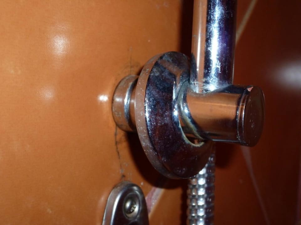 Defekte Duschstangen Befestigung Grand Makadi