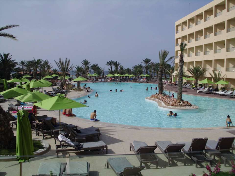 Basen Hotel Rosa Beach