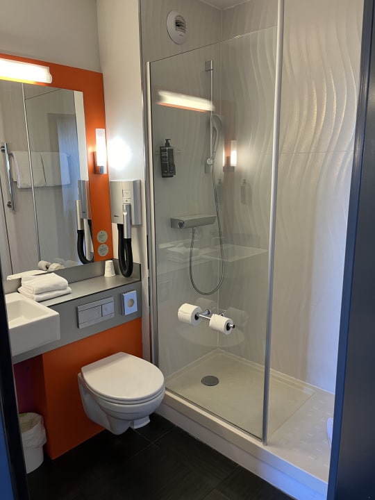 Zimmer Hotel ibis Styles Romans Valence Gare TGV