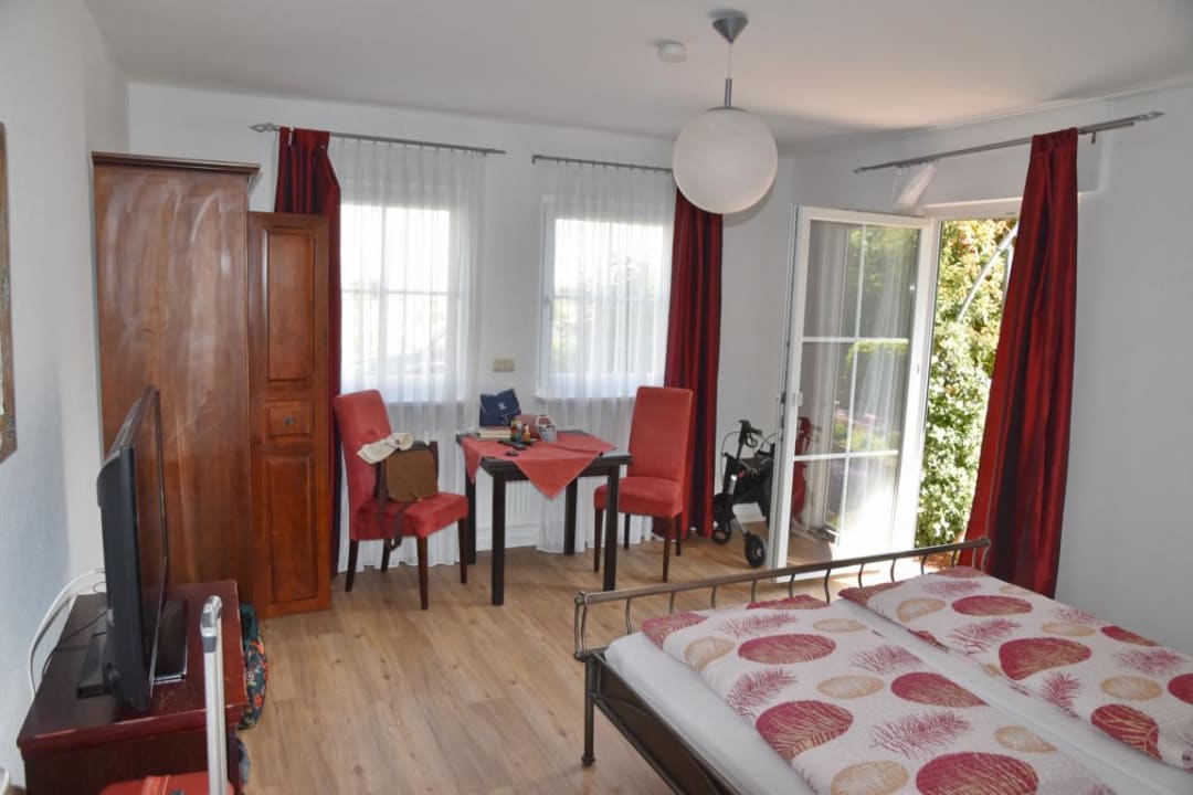 Zimmer Gästehaus Weingut Helbighof