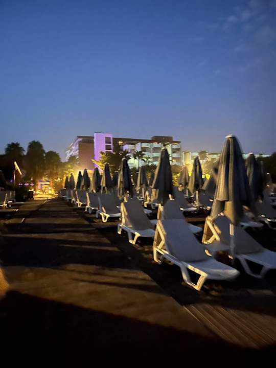 Strand Hotel Royal Garden Beach