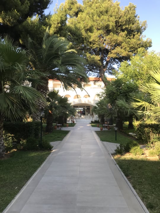 Gartenanlage Hotel Portes Beach
