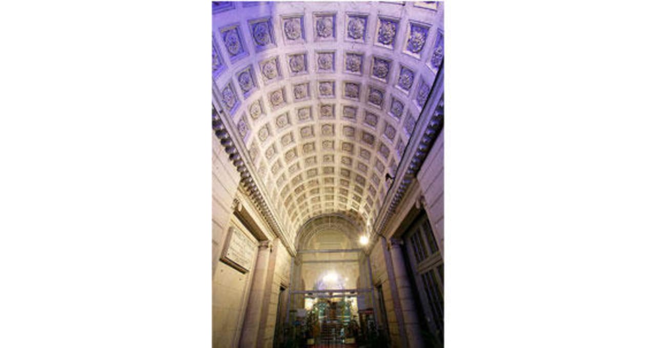 L'entrée de l'hôtel Hotel De France