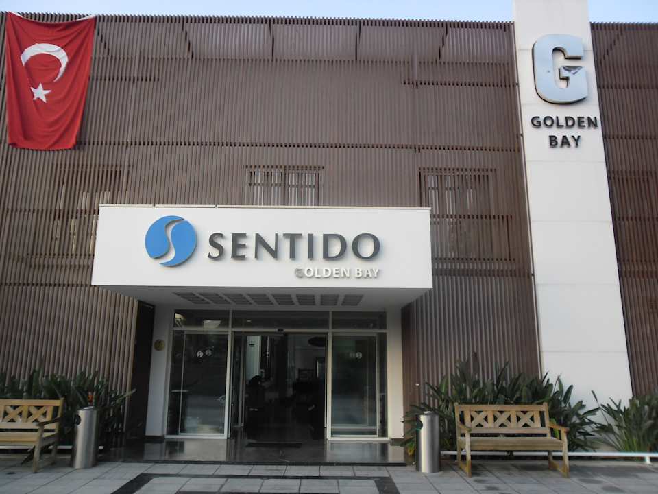 Sicht von vorne Gold Island Selected