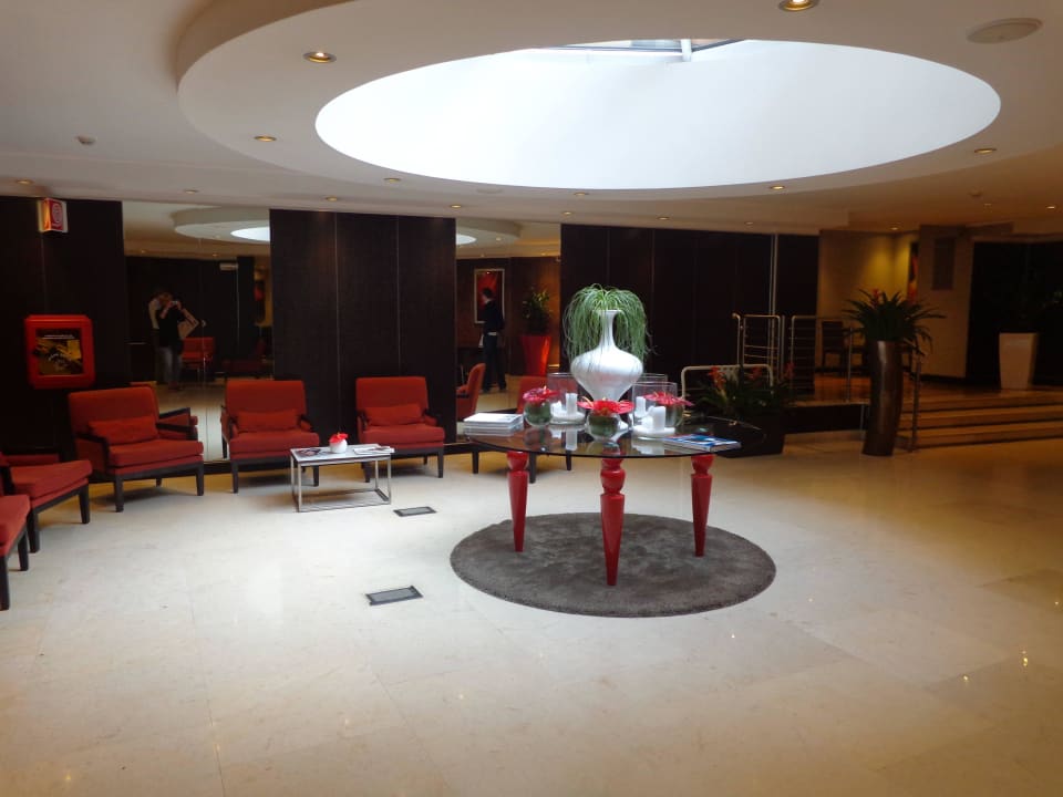 Blick in die Lobby NH Collection Roma Giustiniano