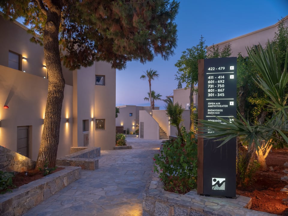 Gartenanlage Nana Golden Beach