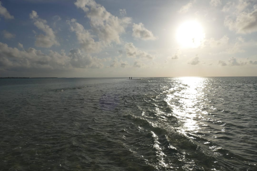 Sandbank Kuredu Island Resort & Spa