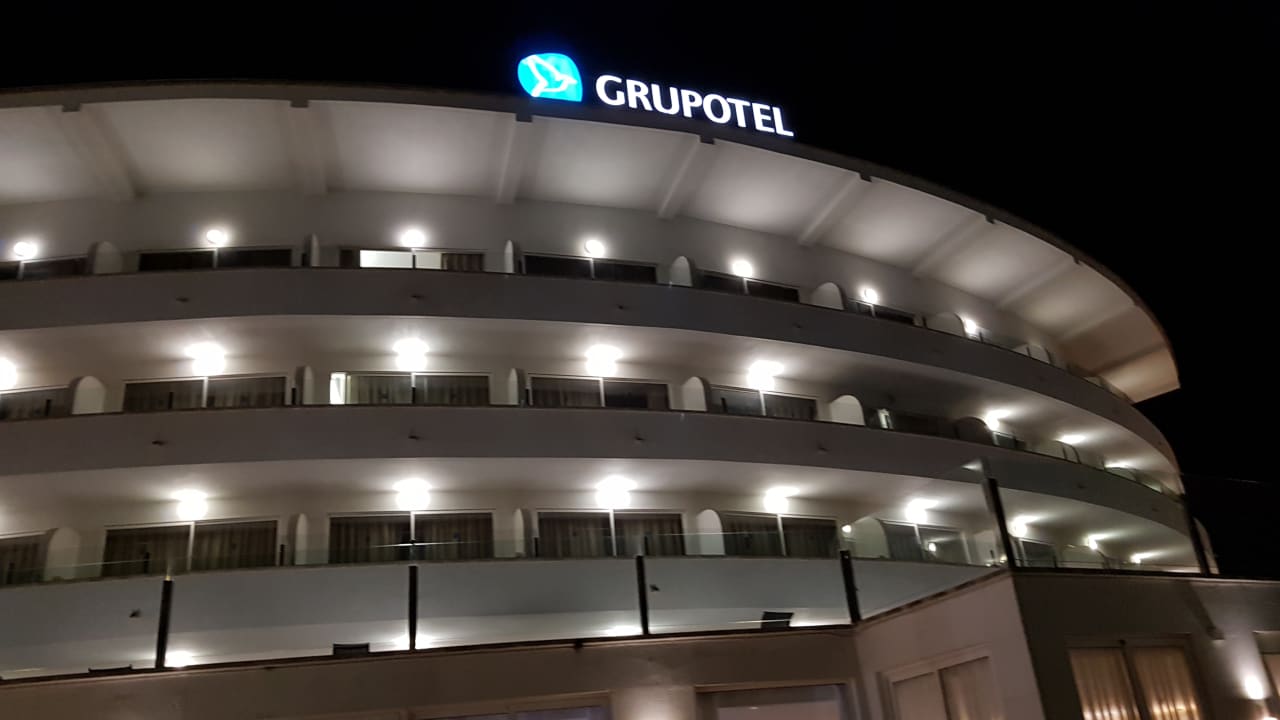 Außenansicht Grupotel Acapulco Playa - Adults Only