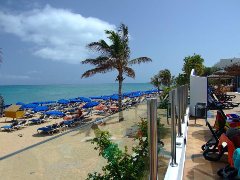 Blick zum Strand allsun App.-Hotel Barlovento