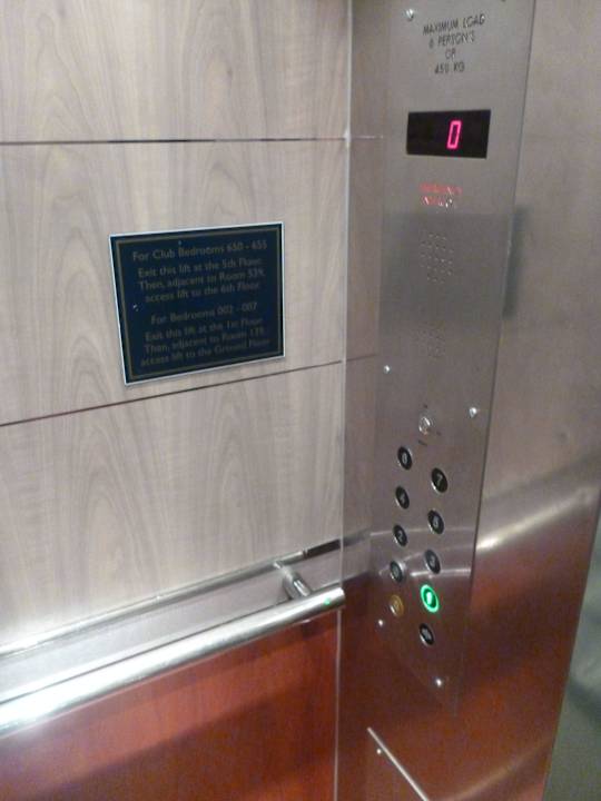 Winda Crowne Plaza London - Gatwick Airport