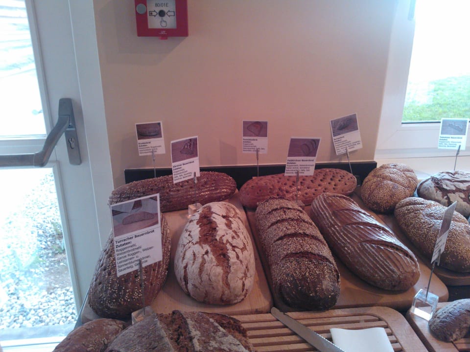 Brotbuffet mit detailierter Beschreibung der Sorte Mountain Resort Feuerberg