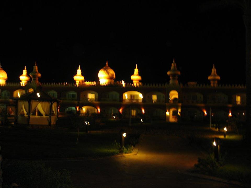 Ночная панорама Pickalbatros Alf Leila Wa Leila Resort - Neverland Hurghada